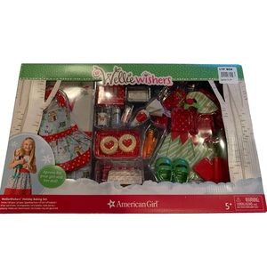 AMERICAN GIRL Wellie Wishers Holiday Baking Set Christmas Gingerbread House